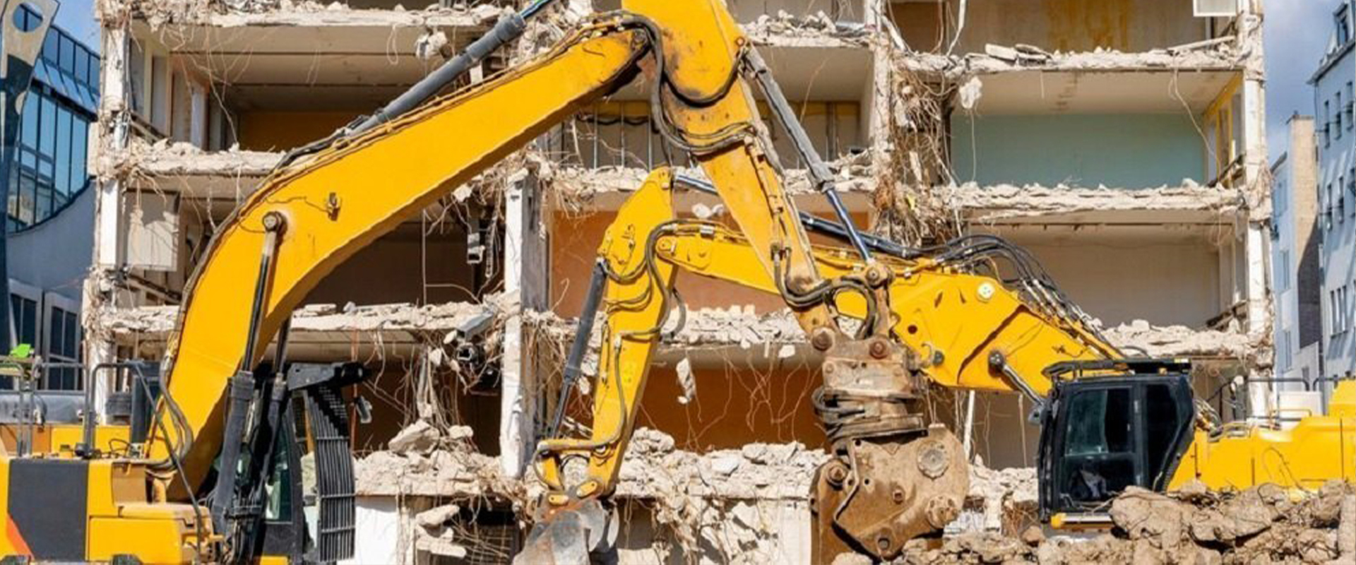 Building demolition project in Bangalore