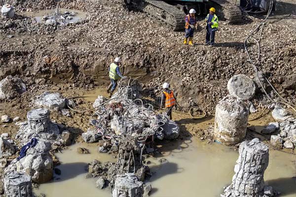Pile breaking and crushing service