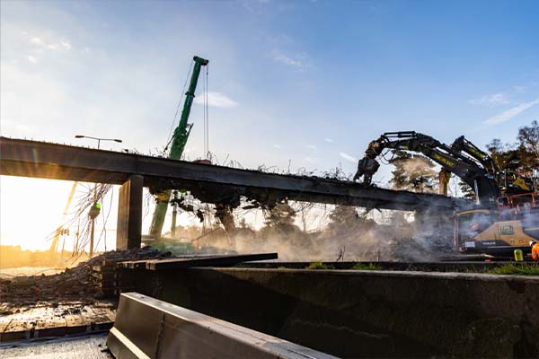 Concrete cutting service